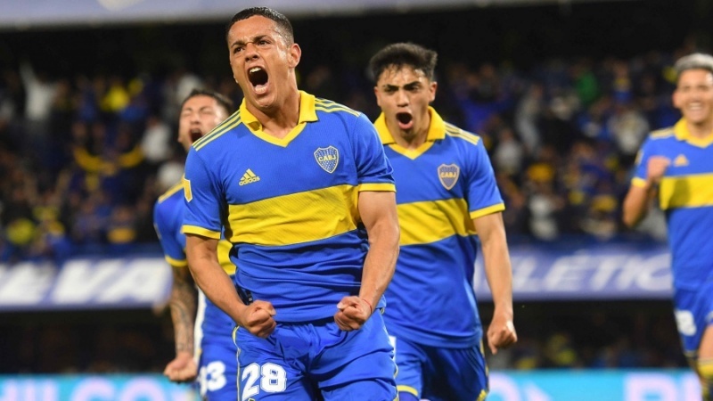Boca Juniors alcanzó la cima del campeonato de la Liga Profesional