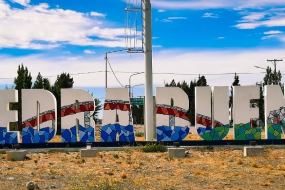 Piedra Buena se prepara para el lanzamiento de la temporada con un show artístico en la Isla Pavón