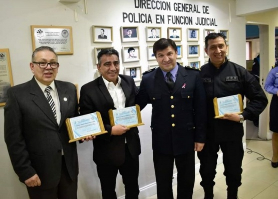 Inauguraron galería de fotos de ex jefes de la Dirección General de Policía en Función Judicial