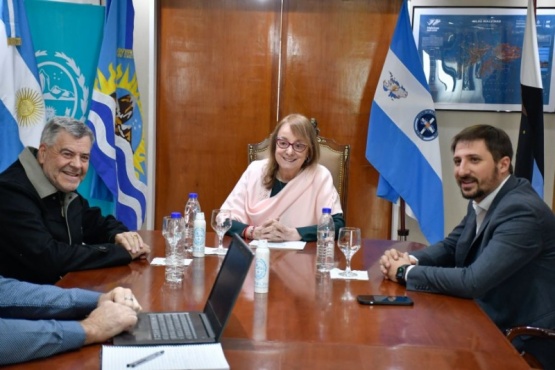 Alicia Kirchner y agenda con autoridades de Pico Truncado