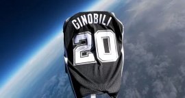 La NBA envió una camiseta de Manu Ginóbili al espacio