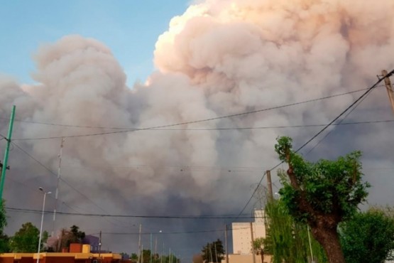 El humo afecta a las comunidades cercanas al delta del Paraná. 