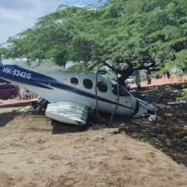 Una avioneta despistó y mató a un niño en Colombia