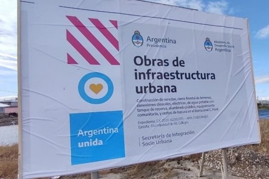 Cartel de obra en el José Font 