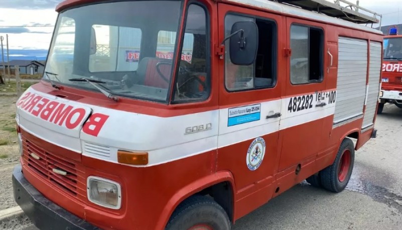 Bomberos Voluntarios suman una Unidad de Ataque Rápido