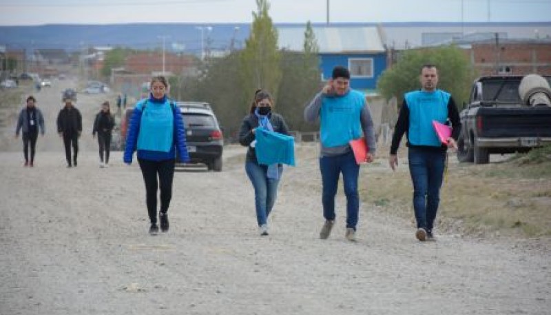 Los Operativos Territoriales “Vale Santa Cruz” llegaron hoy al barrio San Benito de Río Gallegos