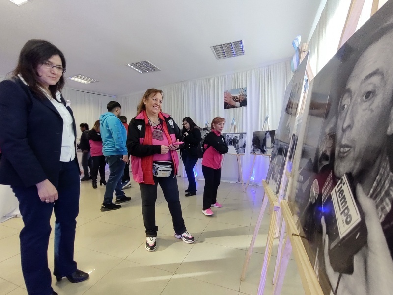 Inauguración de la muestra fotográfica. (Foto: CG)