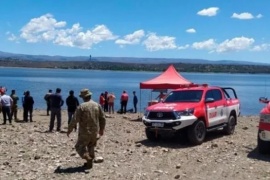 Un efectivo militar falleció durante un entrenamiento en el Lago San Roque