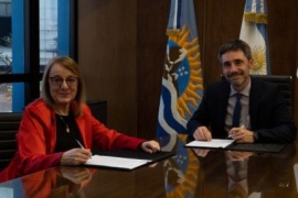 Alicia Kirchner firmó convenio para el fortalecimiento del turismo la producción, la cultura e identidad local