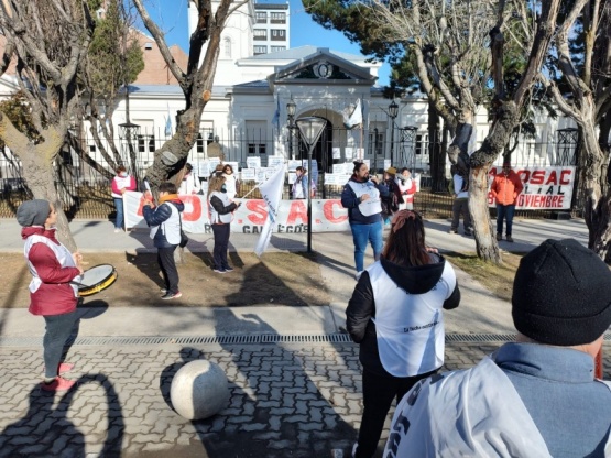 ADOSAC: dura interna en un Congreso virtual que terminó de manera abrupta