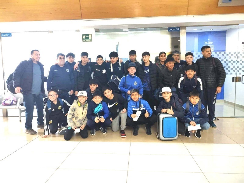 Jóvenes alumnos del club Talleres viajaron a Buenos Aires en búsqueda de un sueño.