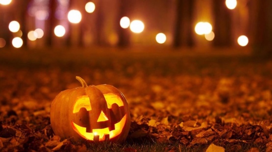 Halloween: Disfraces, baile y canciones