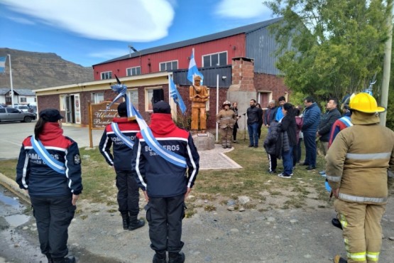 Bomberos homenajearon a Marcos Centurión a dos años de su muerte