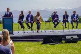 Massa anunció una mega obra de interconexión eléctrica en Bariloche