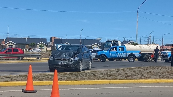 Un incidente vial deja a una joven trasladada al Hospital