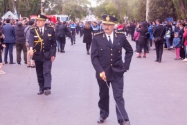 Se realizó el desfile por el 138° aniversario de la Policía de Santa Cruz
