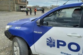 La policía auxilió a una joven descompensada