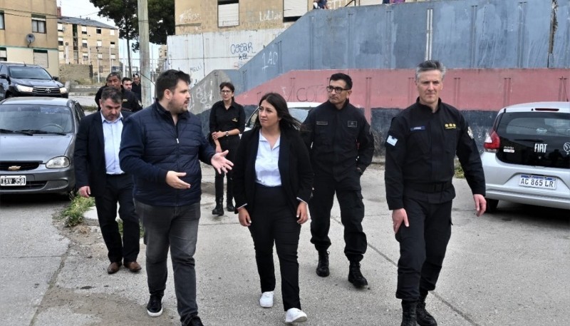 Seguridad recorrió barrios de Caleta Olivia 