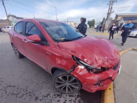 Dos mujeres llevadas al hospital tras fuerte choque en Río Gallegos