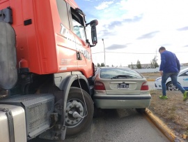 Secuestran un rodado tras choque