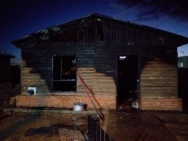 Un incendio consumió por completo una vivienda