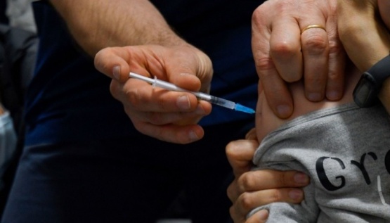 Ministro de Salud: vacunación, uso del barbijo y las medidas restrictivas