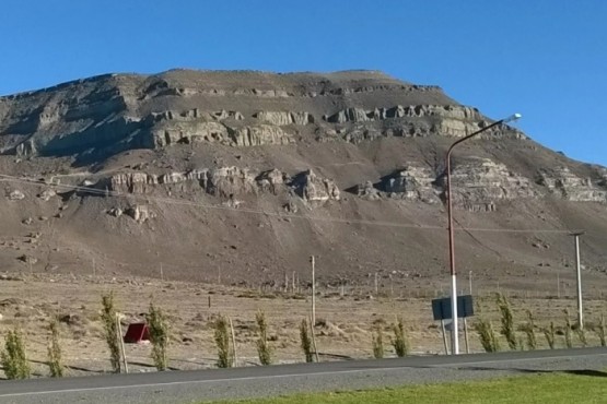 Bomberos tuvieron que auxiliar a dos mujeres para bajar de un cerro