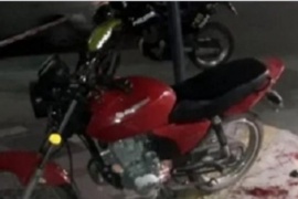 Una policía de civil mató a un motochorro que intentó asaltarla mientras circulaba junto a su novio