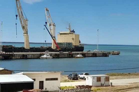 Leonardo Paradis destacó la llegada de la primera turbina para la Central Hidroeléctrica