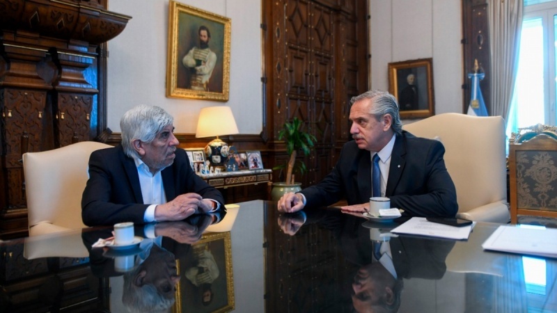 El Presidente recibió al jefe del Sindicato de Camioneros.  