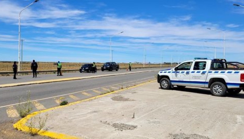 Operativos de control en ruta Nacional N° 3 y Provincial N°43