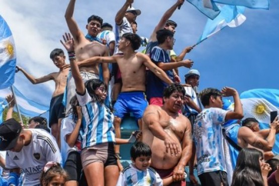 La foto viral del festejo por la Selección Argentina que se captó en Viedma