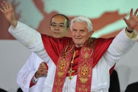 La emotiva despedida de líderes mundiales a Benedicto XVI