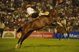 Pese a una buena monta de Payne, Santa Cruz bajó un puesto