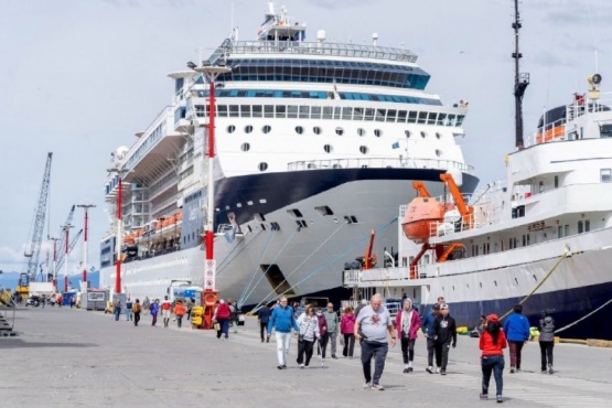 Ushuaia bate récord en el turismo: “Mañana llegarán a nuestro puerto unos 5.500 pasajeros”