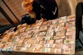 Aduana secuestró colección de monedas y billetes históricos: en cuánto está valuada