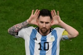 Pagaron 11 millones de pesos por una camiseta firmada por Lionel Messi