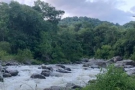 Tragedia en Tucumán: una turista murió tras caer a un río luego de intentar sacarse una selfie