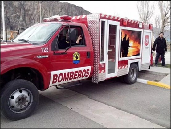 Una mujer internada luego de un incendio en su vivienda