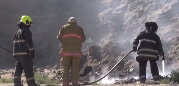 Bomberos sofocaron incendio sobre pastizales 