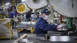 El trabajo industrial sigue creciendo y hay 86.600 puestos más que en diciembre de 2019
