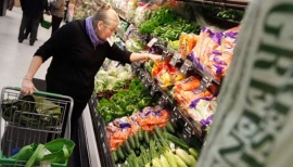 En enero los consumidores pagaron por frutas, verduras y productos ganaderos 250% más de lo que cobraron los productores
