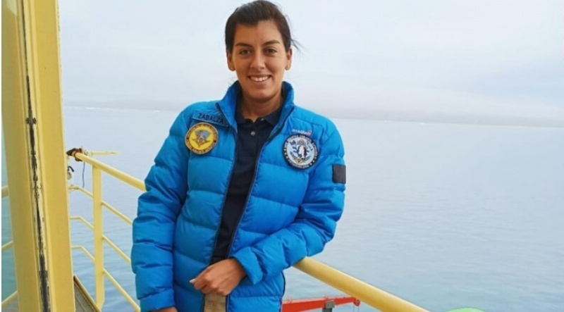 La teniente de Navío, Romina Zabalza, odontóloga de la Armada Argentina