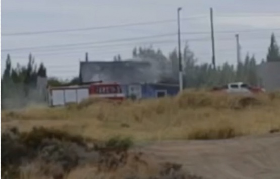 Incendio sobre vivienda fue controlado por los bomberos