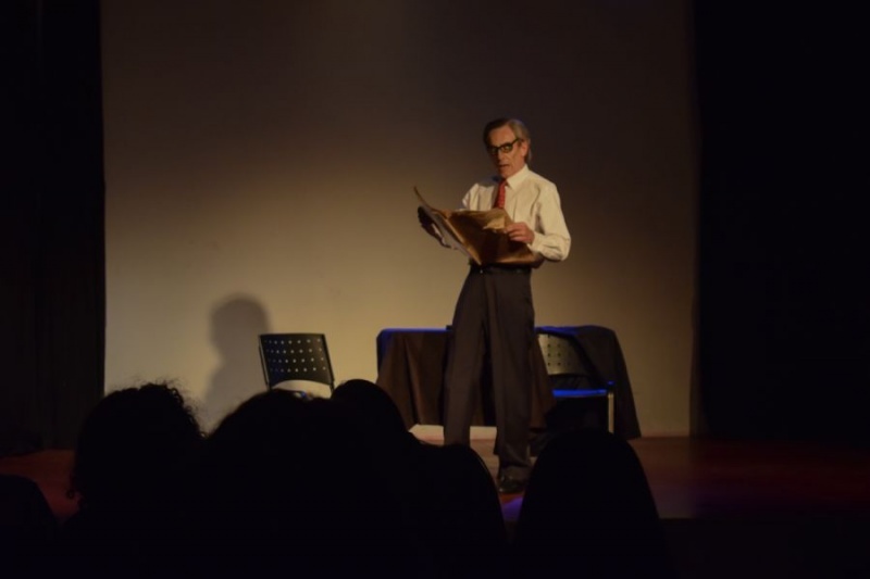 La obra teatral dirigida por Enrique Federman tiene al actor Néstor Sánchez como protagonista del unipersonal.