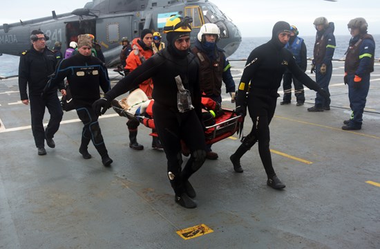 Rescate en el fin del mundo: impactante operativo de la Armada en el Atlántico Sur