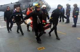 La Armada brindó asistencia médica al tripulante de un buque de investigación que se encontraba navegando