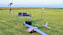 Carlos Catuogno: “El dron detecta la falta de vegetación y suelta semillas”