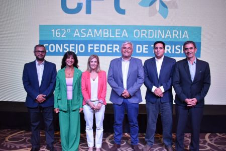  Santa Cruz participó de la 162ª Asamblea del Consejo Federal de Turismo