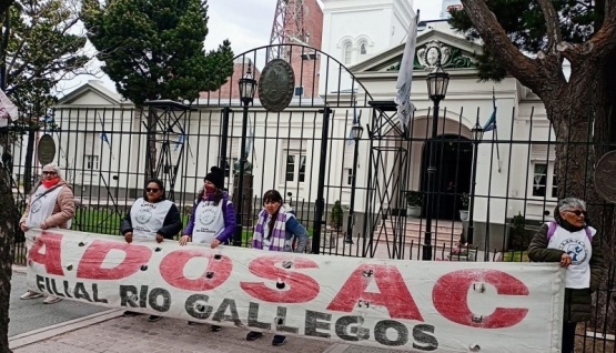 ADOSAC: la advertencia al gobierno si hay descuentos a docentes que adhirieron a los paros